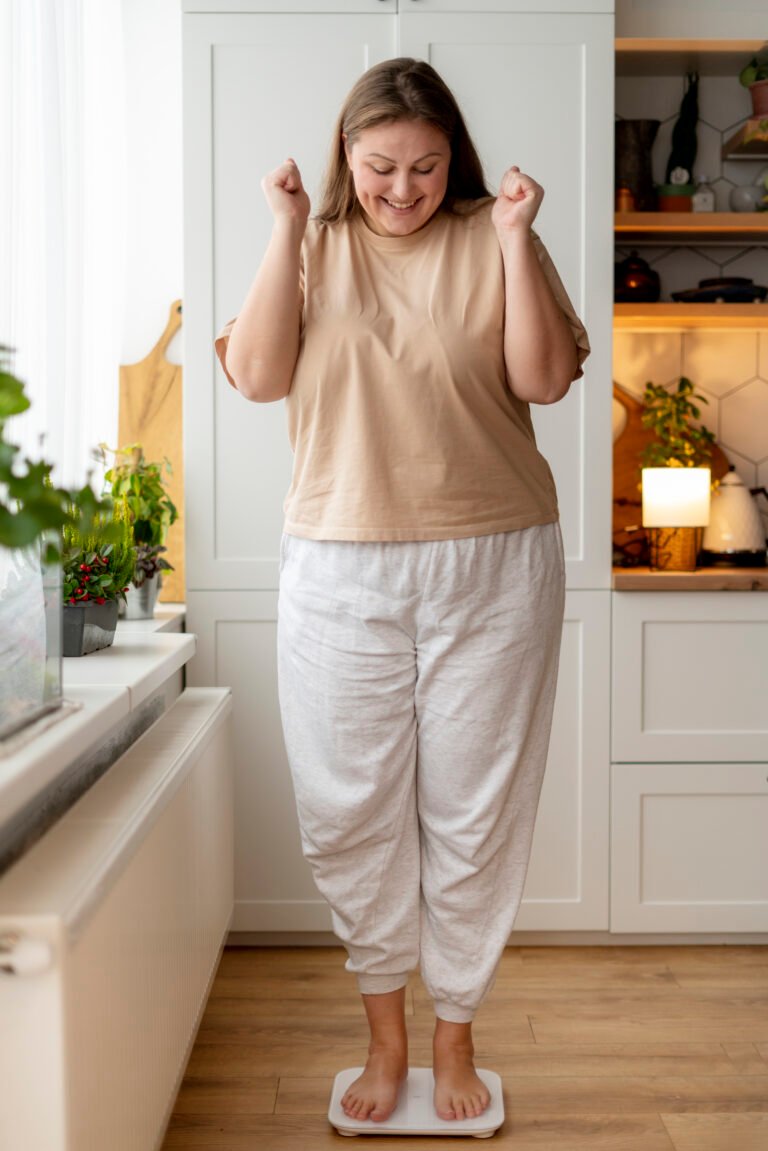 Person With Eating Disorder Losing Weight 768x1151